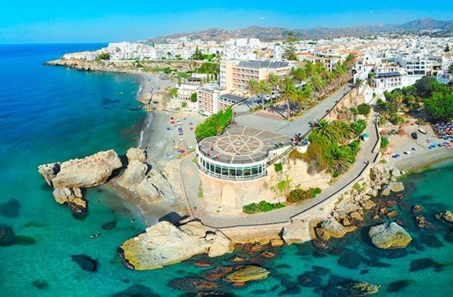 Appartamento Colon Nerja Esterno foto